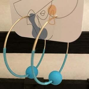 Tiffany Blue hoop earrings 🌞